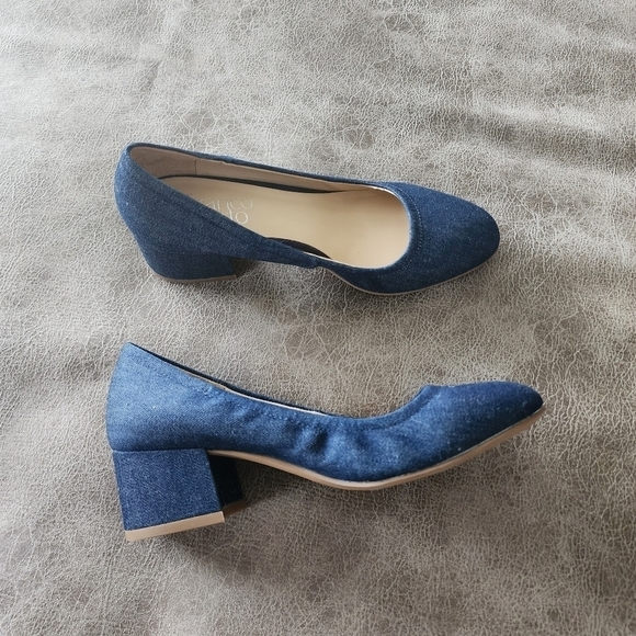 Franco Sarto Fausta Pump - Picture 2 of 6